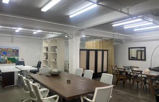 Retail/ Wellness open plan space!