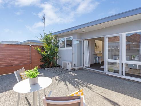 2/110 Martin Street, Wallaceville