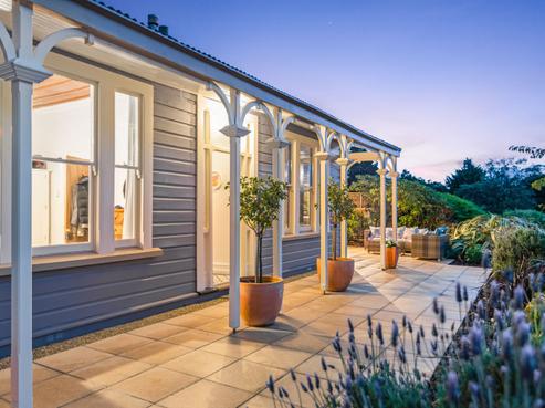 546 North Road, Normanby