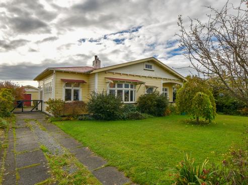 13 Wakelin Street, Carterton