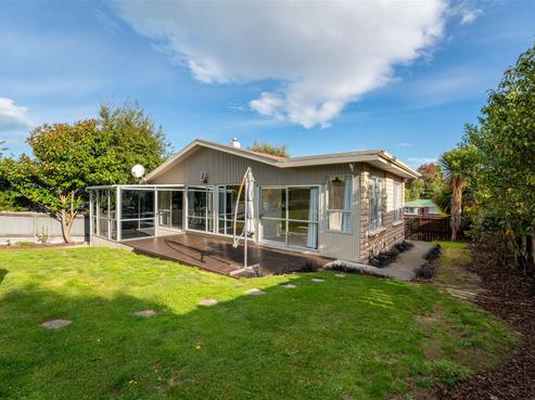 9 Puriri Street, Highfield