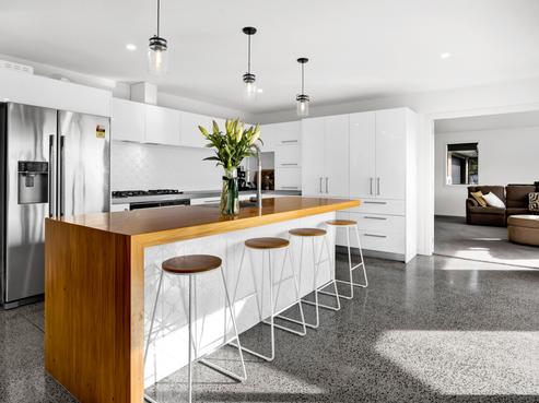 23 Redwood Crescent, Hurdon