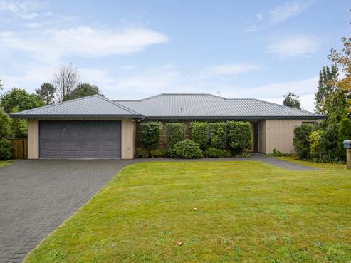112 Gillies Avenue, Taupo