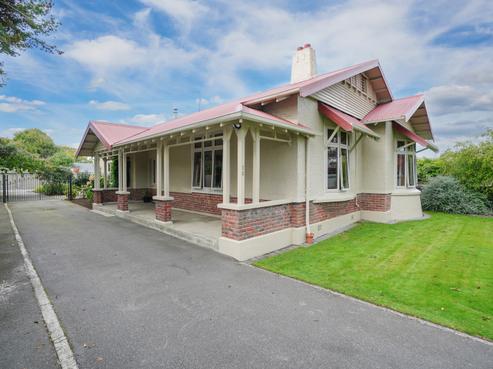 75 Grey Street, Gladstone