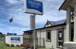 Freehold motel investment - land and building