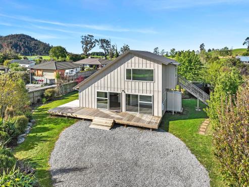 2 Toiora Close, Takaka