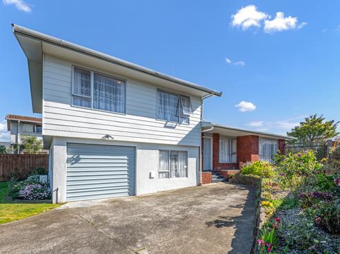 19 Lockhart Avenue, Milson