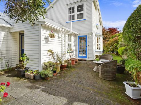 20 Park Road, Belmont