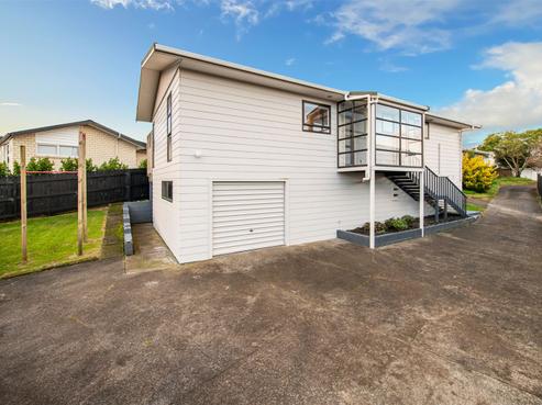 1/150A Don Buck Road, Massey