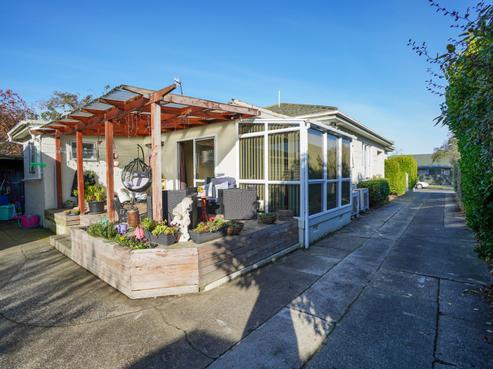 63 Bamborough Street, Richmond