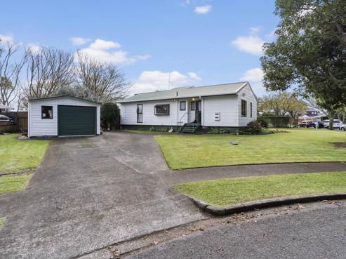11 Kindergarten Drive, Conifer Grove