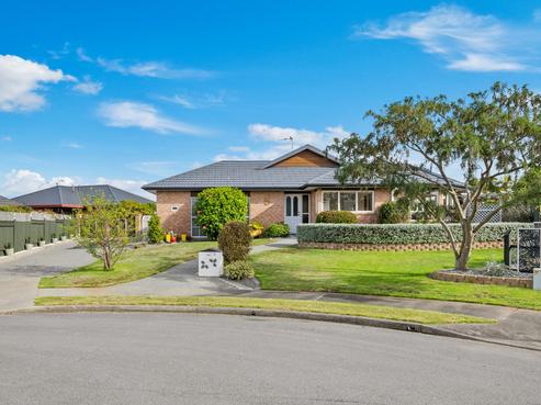 5 Harvest Court, Paraparaumu