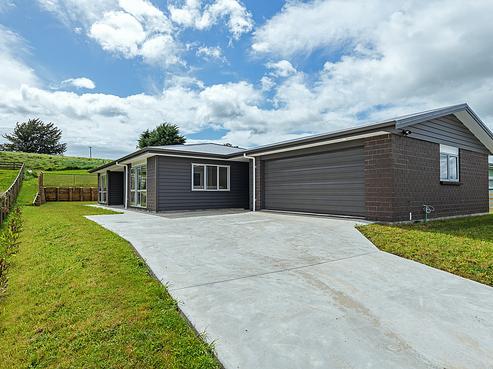 13 Ingham Street, Halcombe