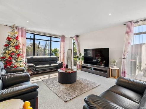 11 Lieutenant Lane, Papakura
