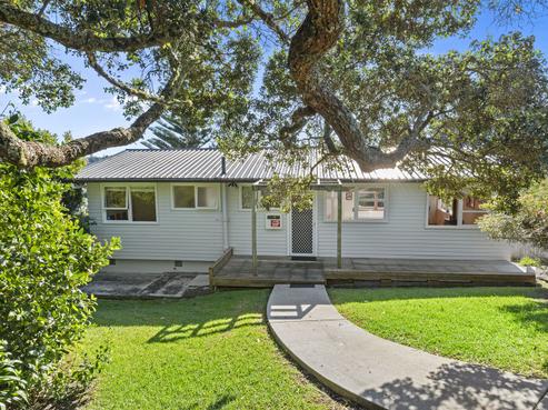 17 Holt Avenue, Torbay