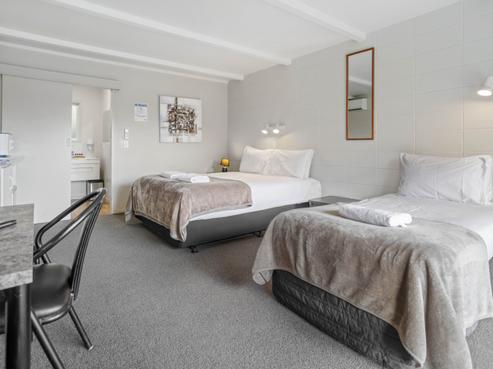 26/76 Lake Terrace, Taupo