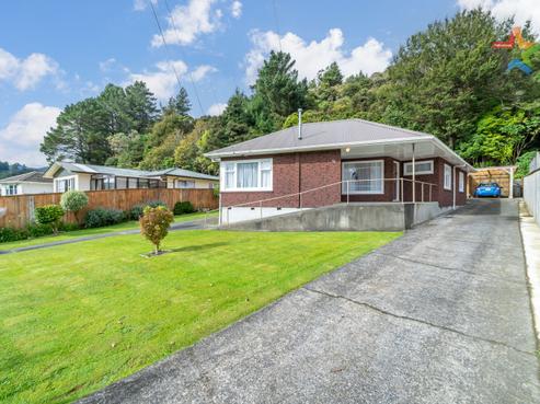 74 Hine Road, Wainuiomata