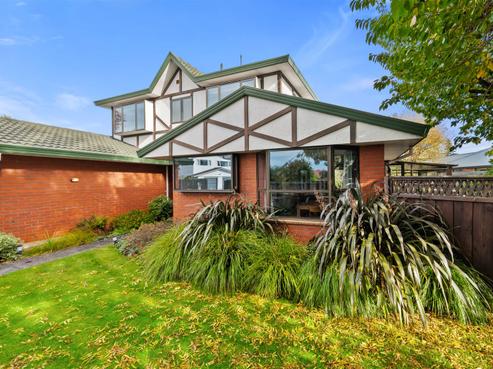10A Geraldo Place, Russley