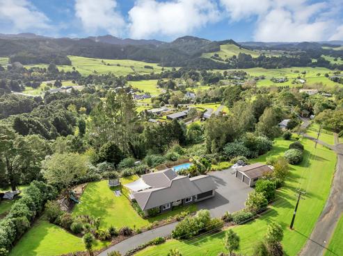 5A Estaugh Close, Kauri