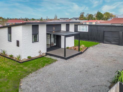 50A Coopers Road, Dallington
