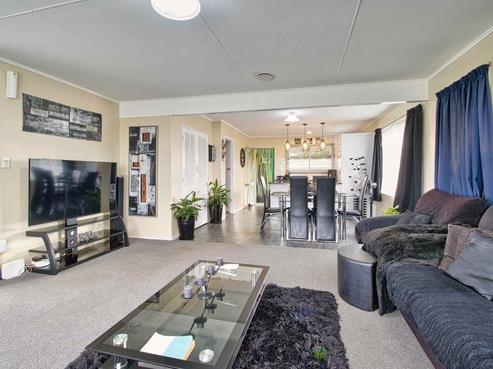 22 Columbus Crescent, Flaxmere