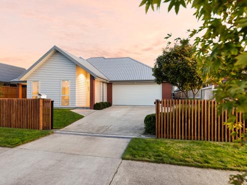 11 Jarrett Terrace, Leamington
