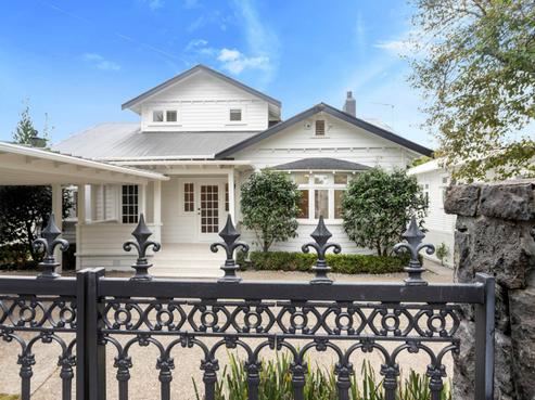 13 Greenfield Road, Epsom