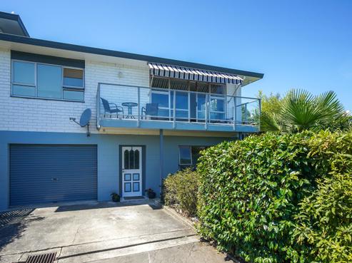 2/10 Greenhill Road, Wakatu