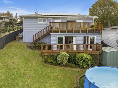 80 Vandeleur Avenue, Birkdale
