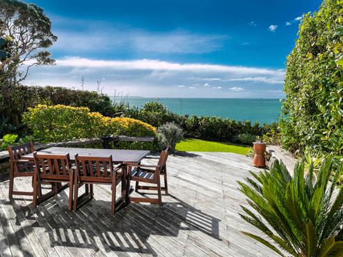 111 Churchill Road, Murrays Bay