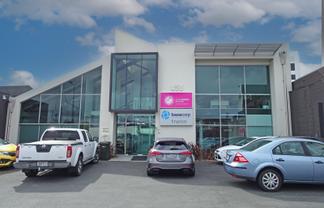 Ground floor CBD offices with parking