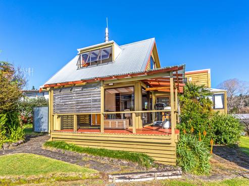 111 Tirohanga Drive, Whangamata
