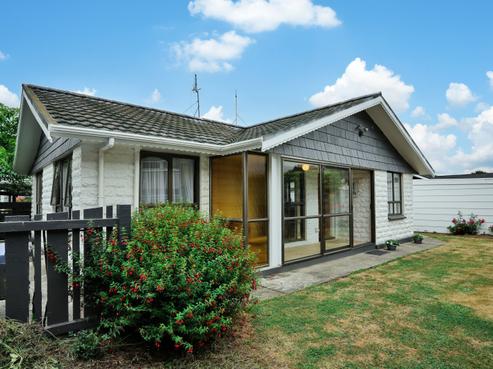 4/132 Leet Street, Invercargill