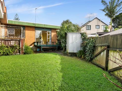 34D Strong Street, Saint Johns