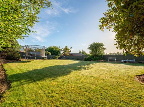 8A Lysaght Street, Highfield