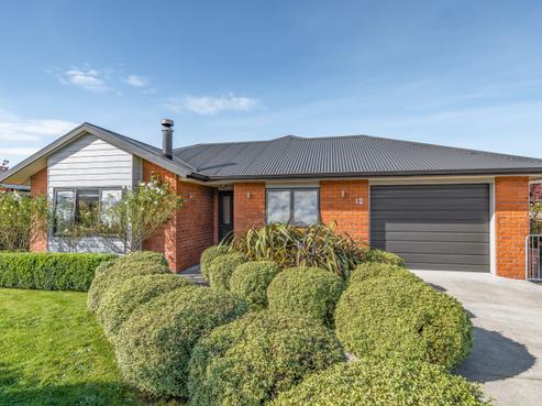 12 Solstone Drive, Solway