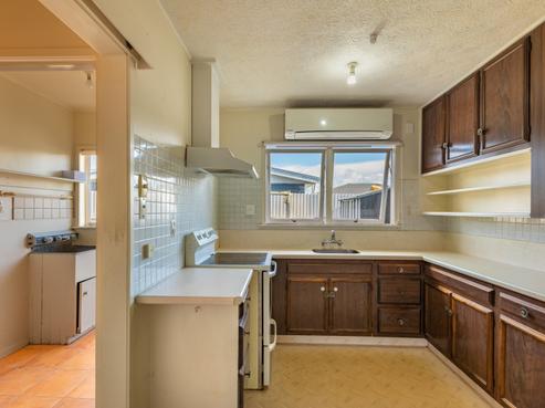 13A Dunn Place, Pirimai