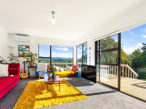 235C Titirangi Road, Titirangi