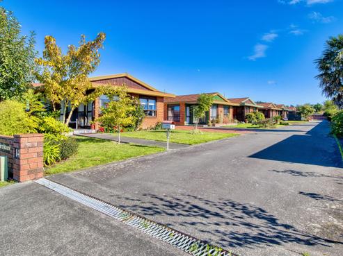 2/14 Avondale Road, Taradale