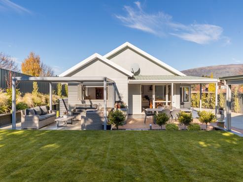 5 Mount Iron Drive, Wanaka