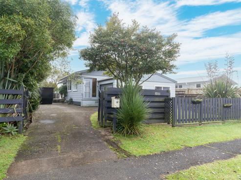 15 Ruapehu Street, Chartwell