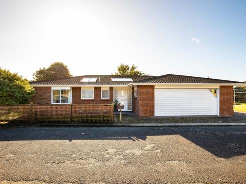 3A Kinross Drive, Merrilands