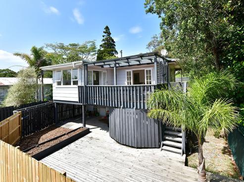 61 Gledstane Road, Stanmore Bay