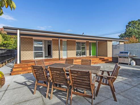 66 North Terrace, Darfield