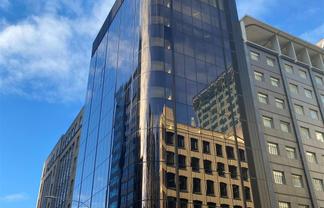 Professional Suite | Meeting room and kitchenette