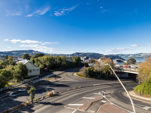 2/315 Highgate, Roslyn