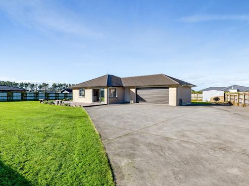 10 Biron Place, Stratford