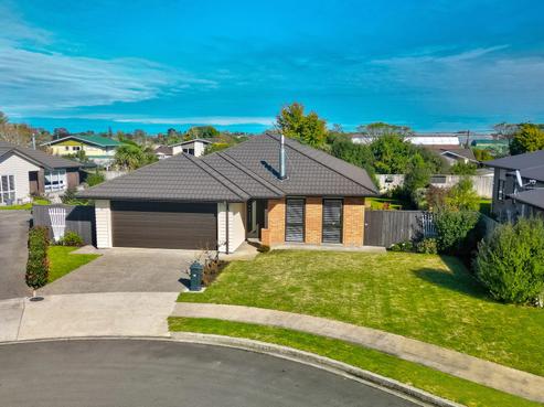 36 Leicester Place, Springvale