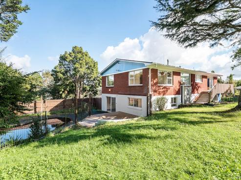 16 Matatea Avenue, Pukekohe