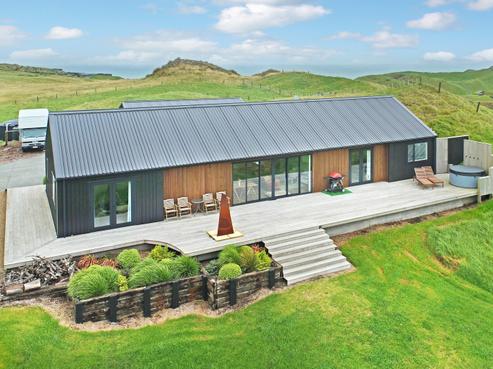 569 Karioitahi Road, Waiuku
